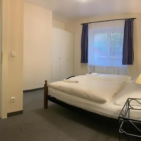 Apartma La Provence 3*