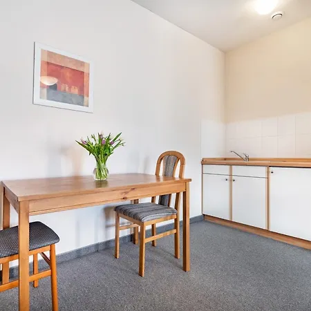 Aparthotel Apartma La Provence 3*