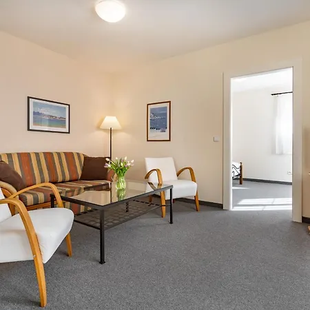 Aparthotel Apartma La Provence 3*