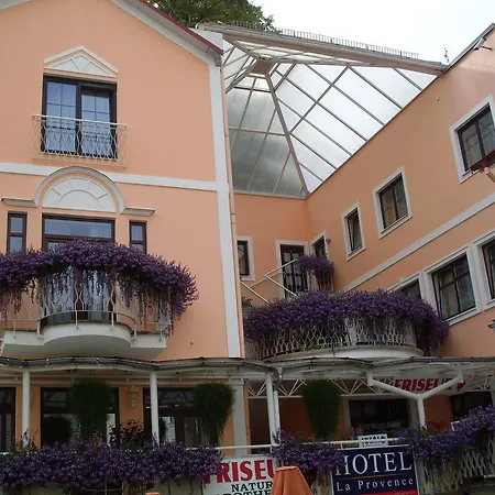 Apartma La Provence Aparthotel 3*